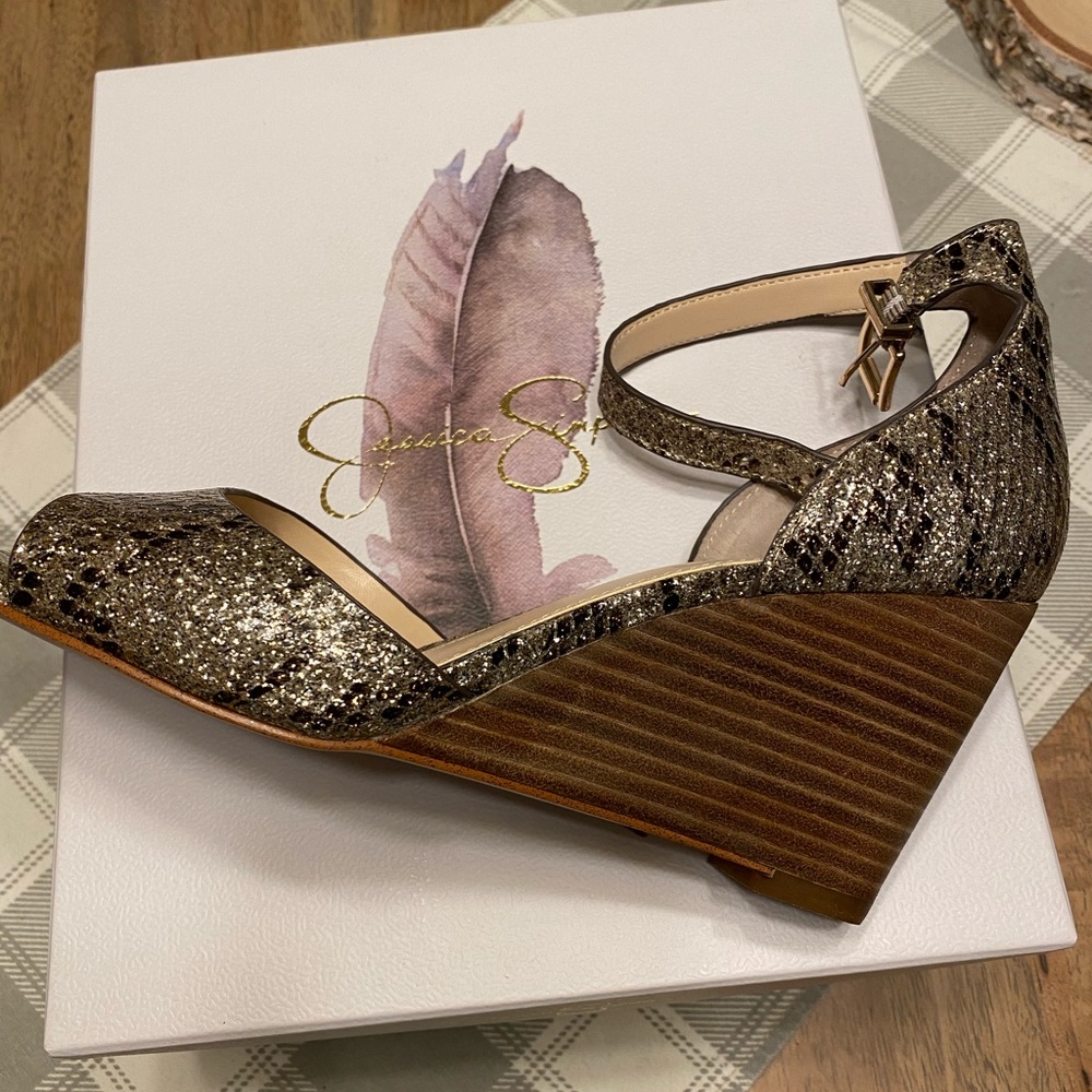 Jessica Simpson Cervena Wedge Sandal -New in box
